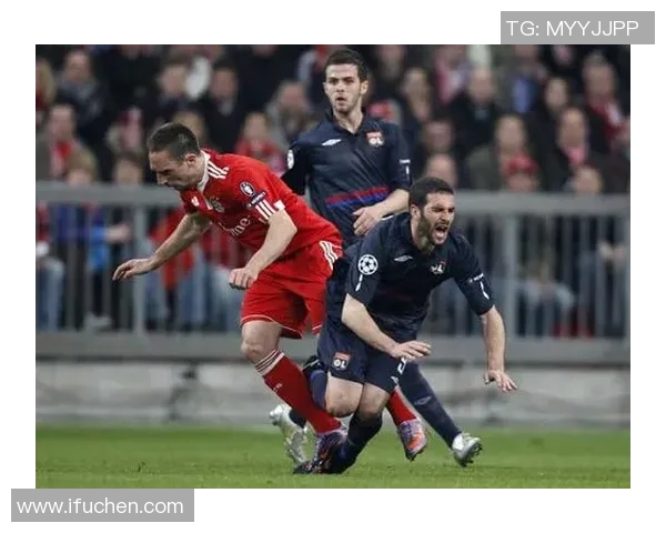 欧联杯精彩对决拜仁5-0大胜里昂神扑引发争议判罚全场沸腾