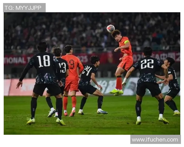 中超热战巴萨大胜巴黎乌龙球引发争议判罚全场沸腾