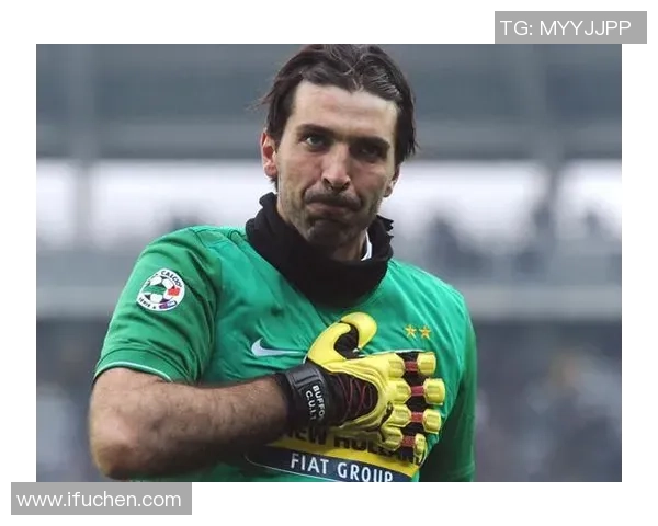 国王杯曼城与那不勒斯战平转会传闻引发全场热议