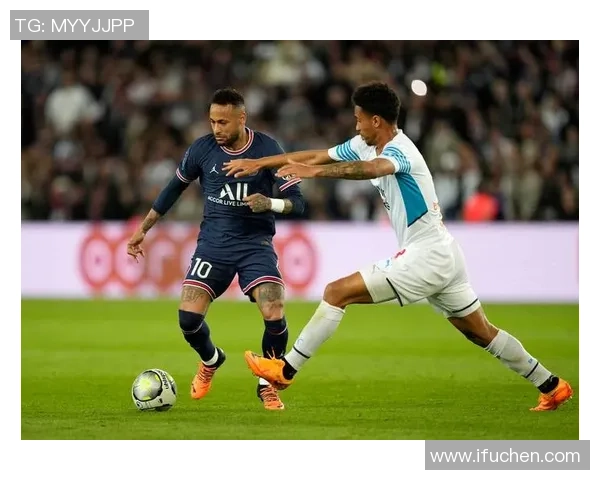 足总杯激情对决巴黎圣日耳曼险胜那不勒斯乌龙球成关键时刻