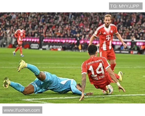 友谊赛惊现争议判罚里昂补时绝杀拜仁引发全场沸腾